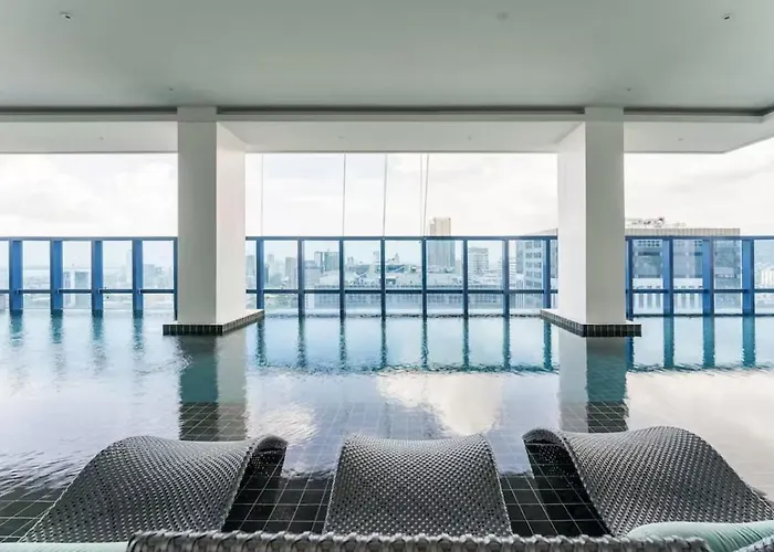 Garden Inside It Park Gym & Pool Fast Wi-fi